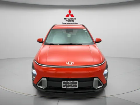 Photos of 2025 Hyundai Kona SEL for sale in Des Plaines, IL at Jidd Motors Mitsubishi
