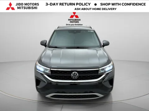 Photos of 2024 Volkswagen Taos 1.5T SE for sale in Des Plaines, IL at Jidd Motors Mitsubishi