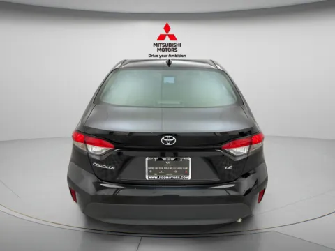 More photos of 2026 Toyota Corolla LE at Jidd Motors Mitsubishi, IL