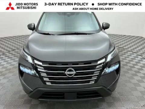 Photos of 2025 Nissan Rogue SV for sale in Des Plaines, IL at Jidd Motors Mitsubishi