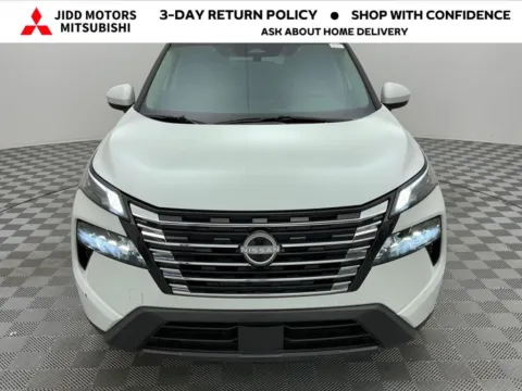 Photos of 2025 Nissan Rogue SV for sale in Des Plaines, IL at Jidd Motors Mitsubishi