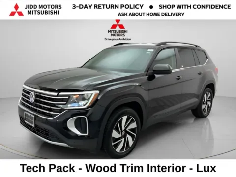 Black 2025 Volkswagen Atlas 2.0T SE w/Technology for sale in Des Plaines, IL