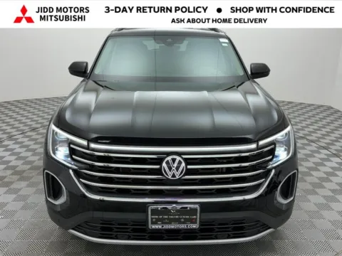 Photos of 2025 Volkswagen Atlas 2.0T SE w/Technology for sale in Des Plaines, IL at Jidd Motors Mitsubishi