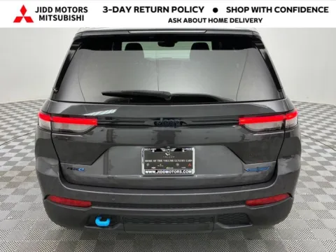More photos of 2023 Jeep Grand Cherokee Trailhawk 4xe at Jidd Motors Mitsubishi, IL