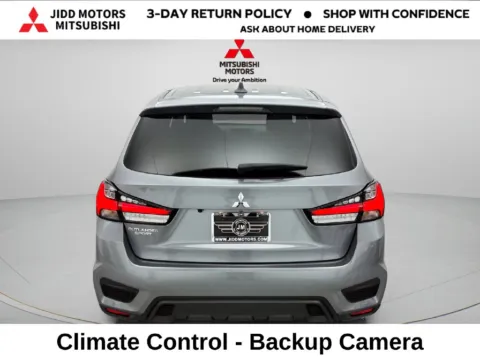 More photos of 2027 Mitsubishi Outlander Sport S at Jidd Motors Mitsubishi, IL