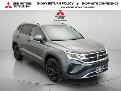 More photos of 2022 Volkswagen Taos 1.5T SEL at Jidd Motors Mitsubishi, IL