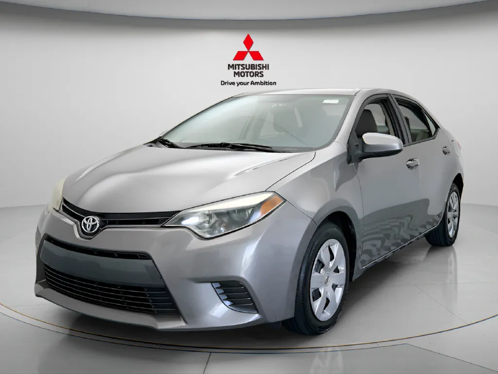 Used 2015 Toyota Corolla LE with VIN 2T1BURHEXFC456913 for sale in Des Plaines, IL
