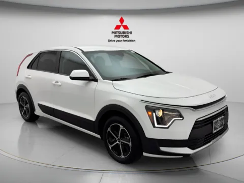 Photos of 2026 Kia Niro LX for sale in Des Plaines, IL at Jidd Motors Mitsubishi