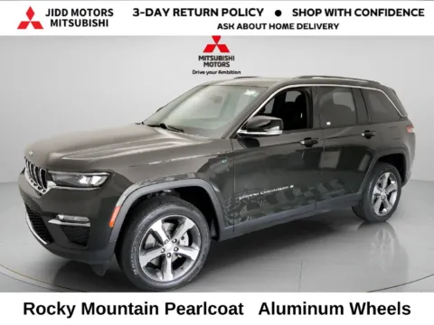 Green 2023 Jeep Grand Cherokee 4xe for sale in Des Plaines, IL