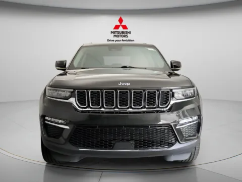 More photos of 2023 Jeep Grand Cherokee 4xe at Jidd Motors Mitsubishi, IL