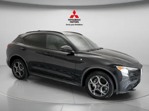 More photos of 2023 Alfa Romeo Stelvio Ti at Jidd Motors Mitsubishi, IL
