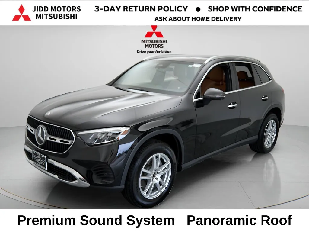 Black 2023 Mercedes-Benz GLC 300 for sale in Des Plaines, IL