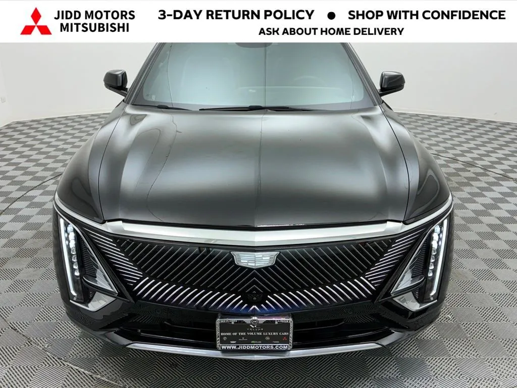 Used 2024 Cadillac LYRIQ Tech with VIN 1GYKPMRL2RZ104422 for sale in Des Plaines, IL