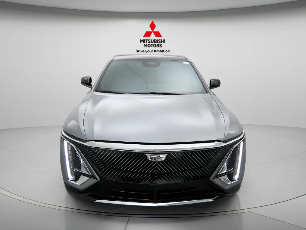 Used 2024 Cadillac LYRIQ Luxury 1 with VIN 1GYKPPRK5RZ135642 for sale in Des Plaines, IL