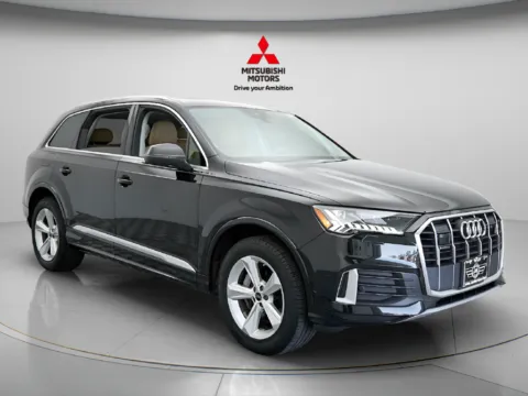 More photos of 2024 Audi Q7 45 Premium Plus at Jidd Motors Mitsubishi, IL