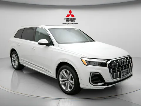More photos of 2025 Audi Q7 55 Premium Plus at Jidd Motors Mitsubishi, IL