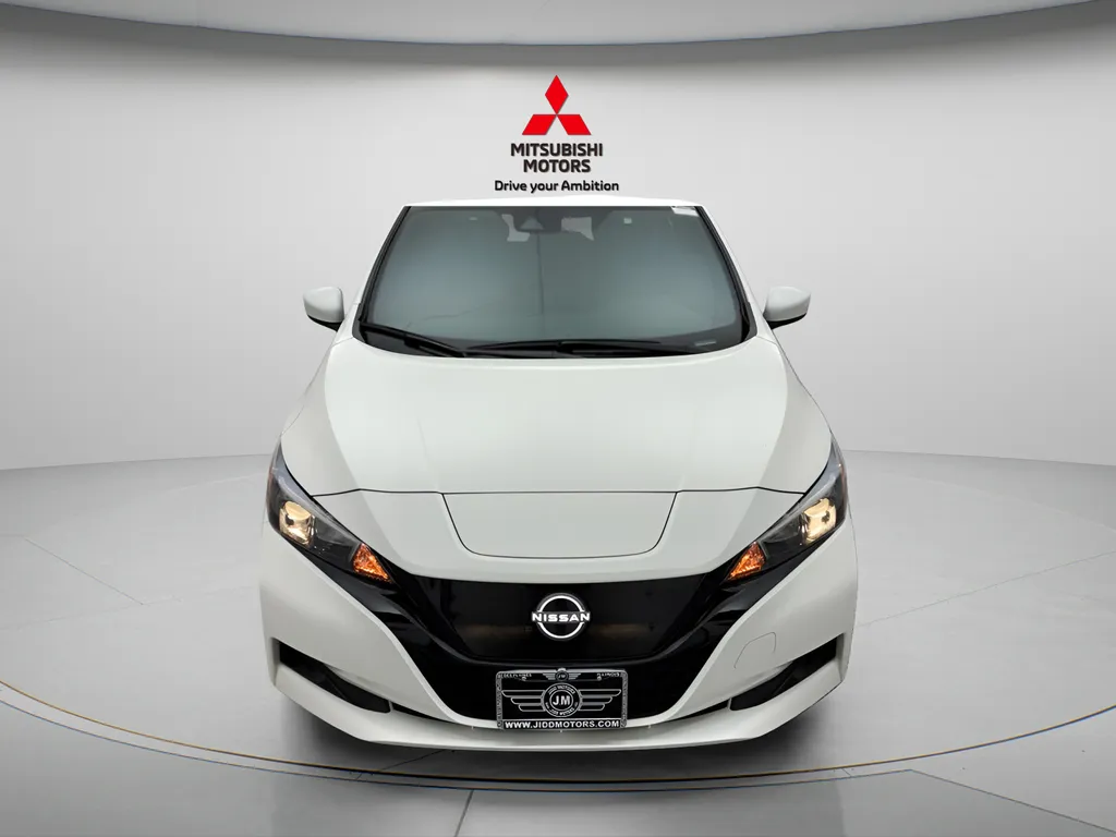 Used 2025 Nissan Leaf S with VIN 1N4AZ1BV3SC558716 for sale in Des Plaines, IL