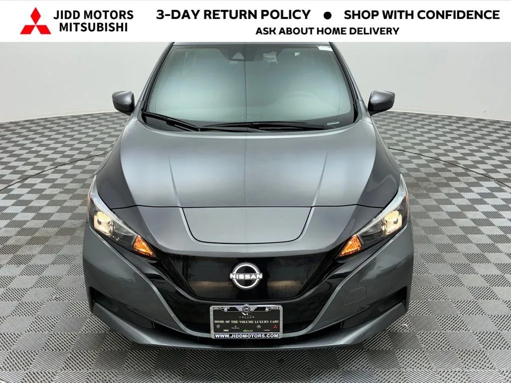 Used 2025 Nissan Leaf S with VIN 1N4AZ1BV5SC557924 for sale in Des Plaines, IL