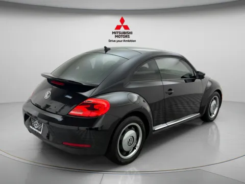 More photos of 2015 Volkswagen Beetle 1.8T Classic at Jidd Motors Mitsubishi, IL