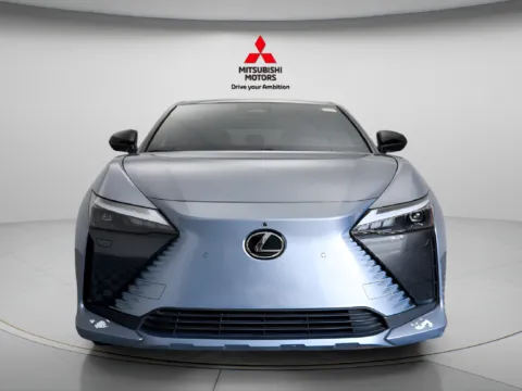 More photos of 2023 Lexus RZ 450e Premium at Jidd Motors Mitsubishi, IL