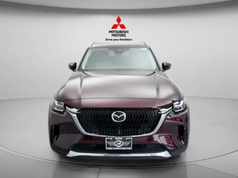 More photos of 2024 Mazda CX-90 PHEV Premium at Jidd Motors Mitsubishi, IL