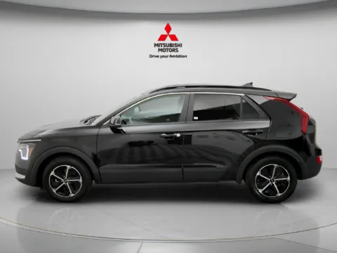 More photos of 2024 Kia Niro EX at Jidd Motors Mitsubishi, IL