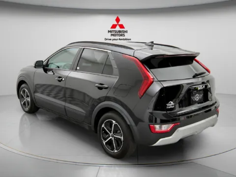 More photos of 2024 Kia Niro EX at Jidd Motors Mitsubishi, IL