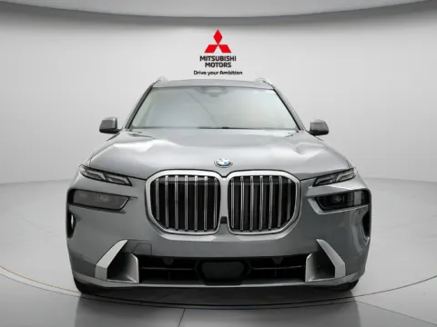 Another view of 2025 BMW X7 xDrive40i for sale in Des Plaines, IL at Jidd Motors Mitsubishi