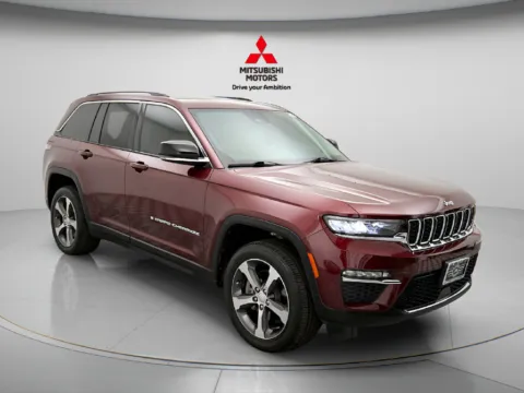 More photos of 2023 Jeep Grand Cherokee 4xe at Jidd Motors Mitsubishi, IL