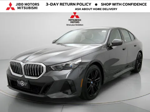 Gray 2026 BMW 5 Series 530i xDrive for sale in Des Plaines, IL