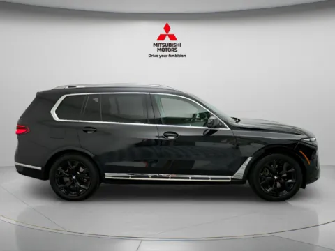 More photos of 2026 BMW X7 xDrive40i at Jidd Motors Mitsubishi, IL