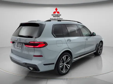 Another view of 2026 BMW X7 xDrive40i for sale in Des Plaines, IL at Jidd Motors Mitsubishi