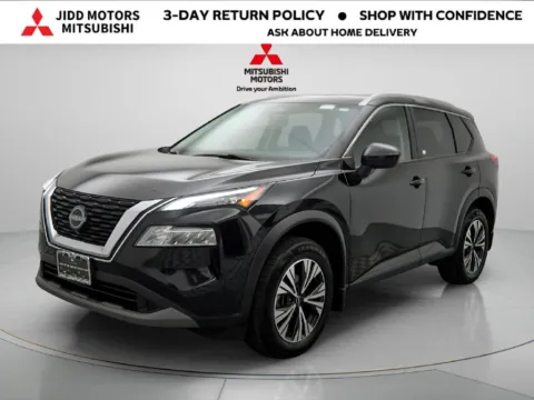 Black 2023 Nissan Rogue SV for sale in Des Plaines, IL