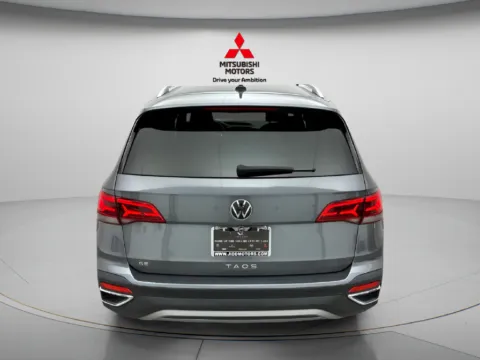 More photos of 2024 Volkswagen Taos 1.5T SE at Jidd Motors Mitsubishi, IL
