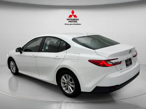 More photos of 2025 Toyota Camry LE at Jidd Motors Mitsubishi, IL