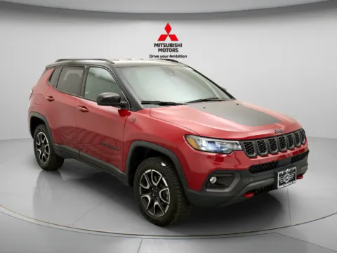 More photos of 2025 Jeep Compass Trailhawk at Jidd Motors Mitsubishi, IL