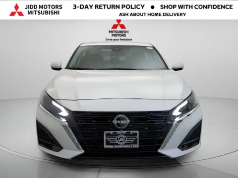 Another view of 2024 Nissan Altima 2.5 SV for sale in Des Plaines, IL at Jidd Motors Mitsubishi