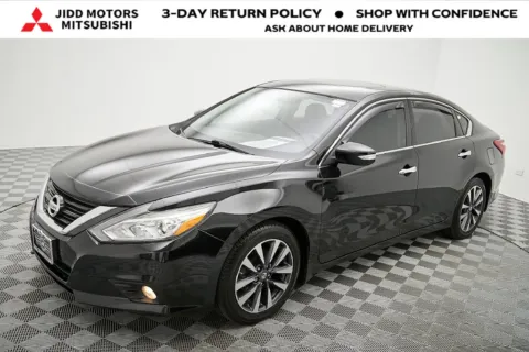 Photos of 2017 Nissan Altima 2.5 SV for sale in Des Plaines, IL at Jidd Motors Mitsubishi