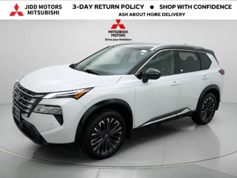 White 2024 Nissan Rogue Platinum for sale in Des Plaines, IL