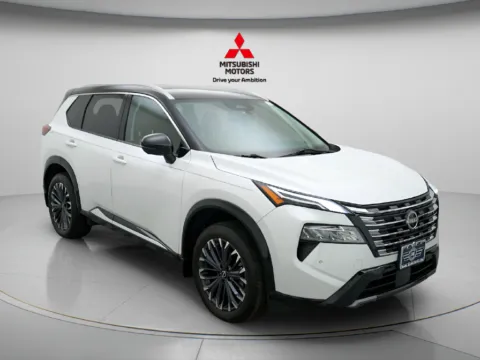 More photos of 2024 Nissan Rogue Platinum at Jidd Motors Mitsubishi, IL