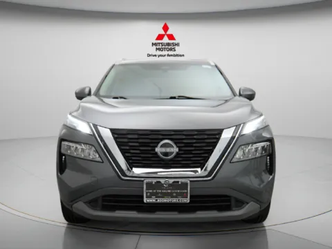 More photos of 2023 Nissan Rogue SV at Jidd Motors Mitsubishi, IL