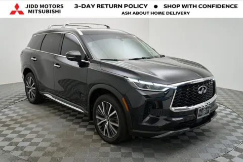 More photos of 2023 INFINITI QX60 Sensory at Jidd Motors Mitsubishi, IL