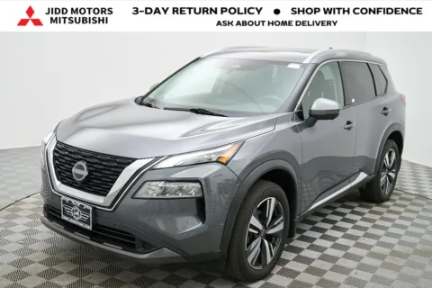 Gray 2023 Nissan Rogue SL for sale in Des Plaines, IL