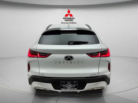 More photos of 2023 INFINITI QX55 ESSENTIAL at Jidd Motors Mitsubishi, IL