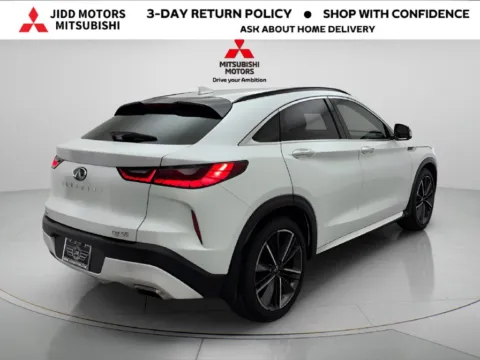 More photos of 2023 INFINITI QX55 ESSENTIAL at Jidd Motors Mitsubishi, IL