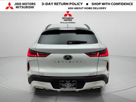 More photos of 2023 INFINITI QX55 ESSENTIAL at Jidd Motors Mitsubishi, IL