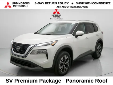 White 2023 Nissan Rogue SV for sale in Des Plaines, IL