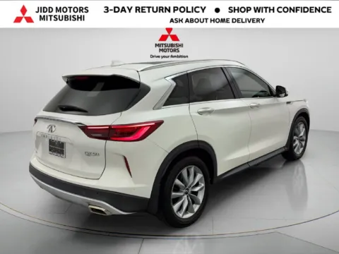 More photos of 2022 INFINITI QX50 LUXE at Jidd Motors Mitsubishi, IL