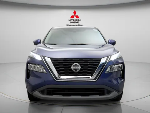 More photos of 2023 Nissan Rogue SV at Jidd Motors Mitsubishi, IL