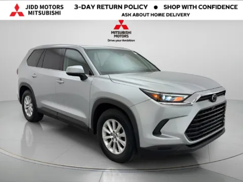 Another view of 2025 Toyota Grand Highlander XLE for sale in Des Plaines, IL at Jidd Motors Mitsubishi